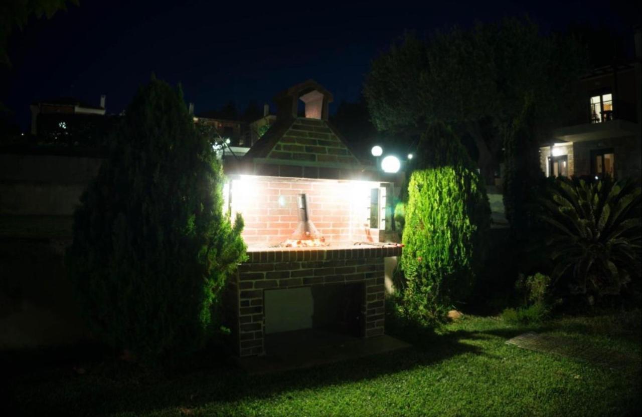 Amazing Villa With Views Sea In Paliouri Exterior photo